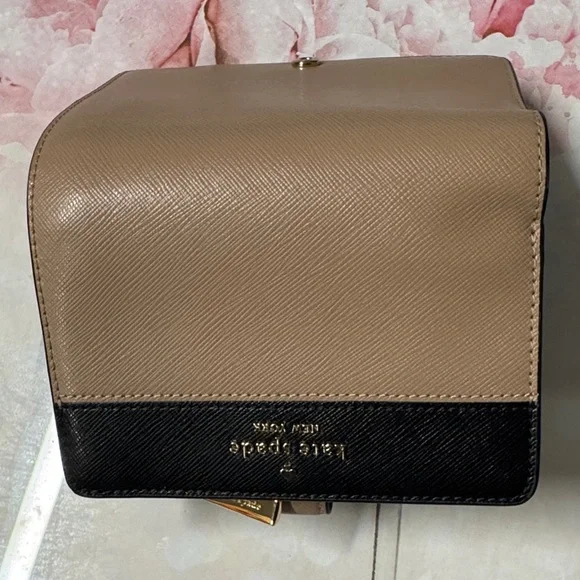Kate Spade Black and tan Wallet ships same day! - Picture 5 of 10